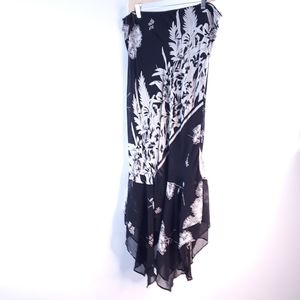❤️ Large Snazzie Sheer asymmetrical black & white floral beaded Maxi skirt